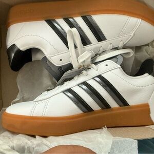 Adidas Women's White Sneakers with Black Stripes and Gum Sole
